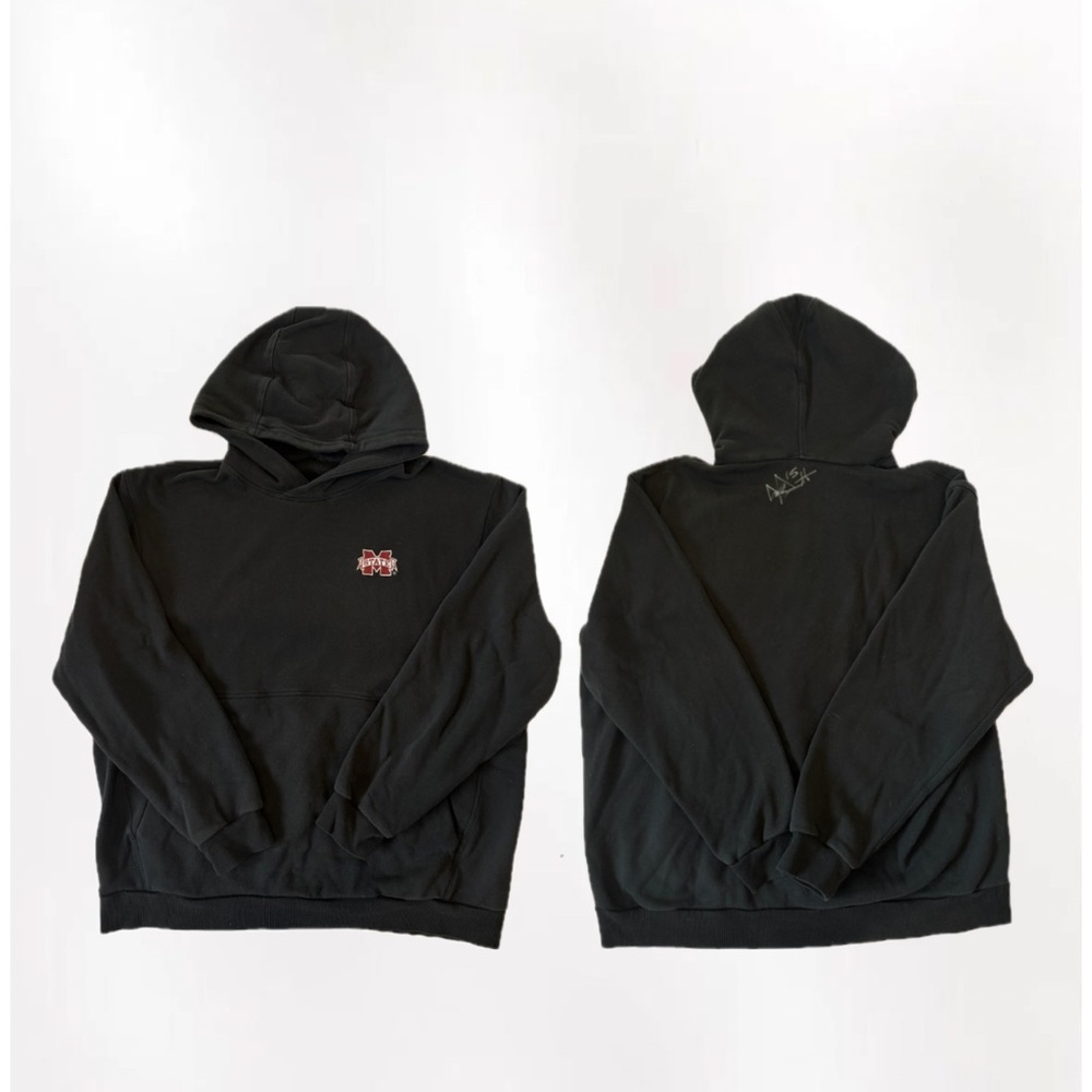 Dak Prescott SIGNED Black Mississippi State Hoodie
Black- See Measurements